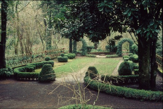 L&SArchiveImages1108 236