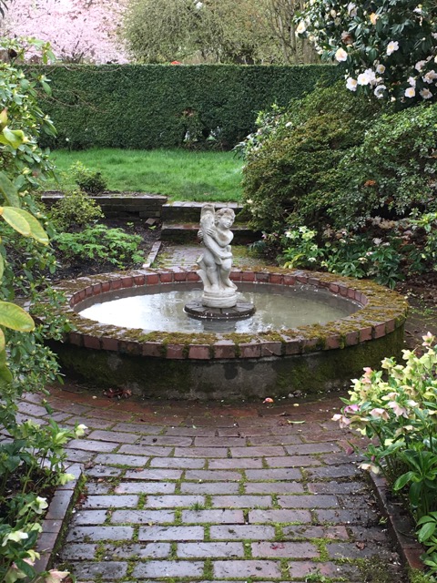 fountain 1